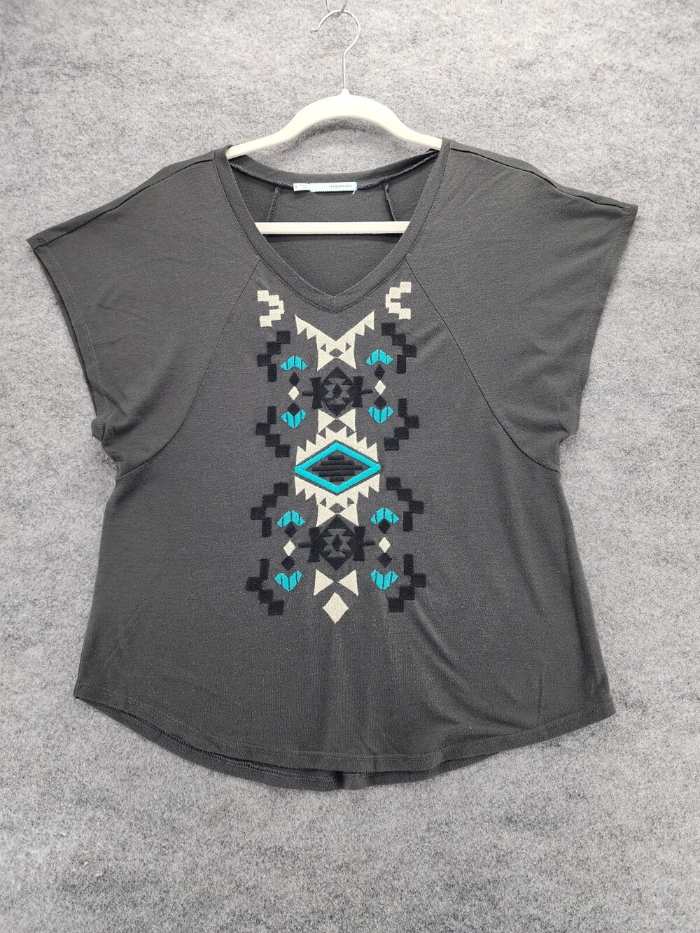 Maurices Shirt Womens Small Short Sleeve Gray V Neck